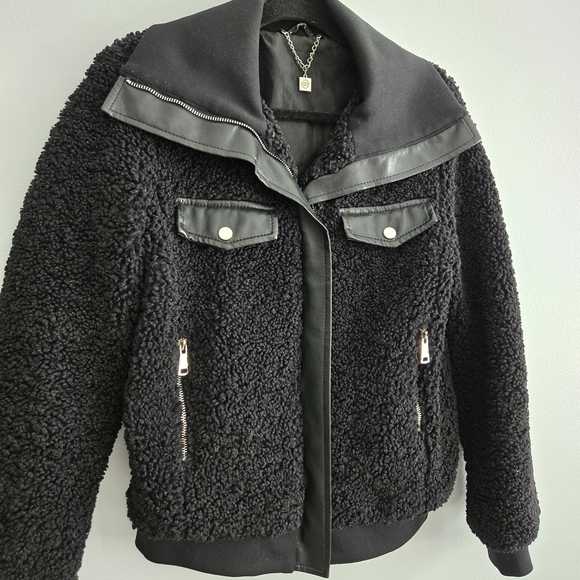 Black Sherpa Jacket with Leather Accents - Picture 3 of 12